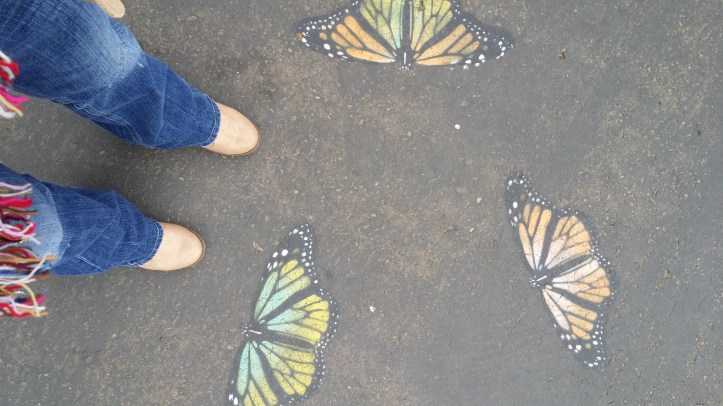 Trillos, trazos y mariposas